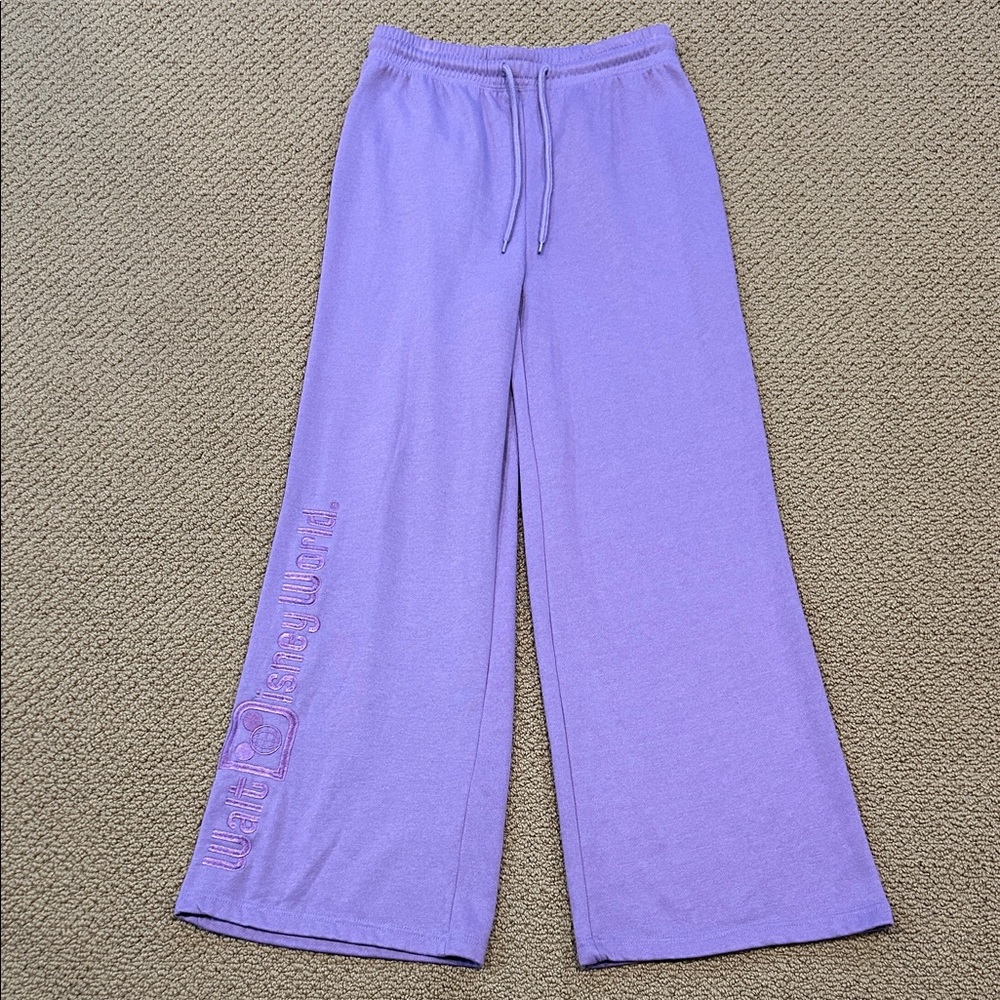DisneyWorld Purple Wide Leg Relaxed Fit Loungewear Sweatpants size Medium